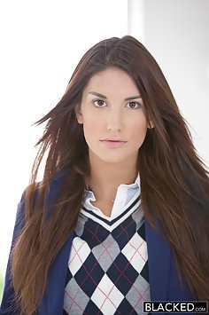 Model Hotty August Ames Enjoys a Big Black Cock